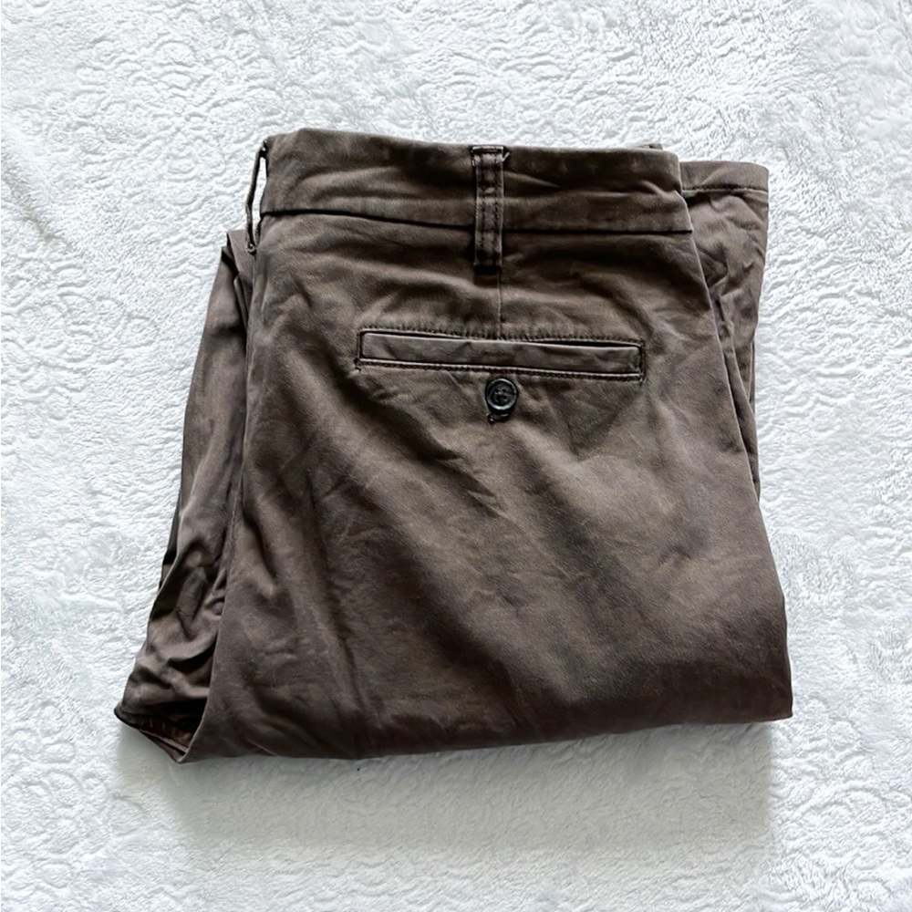 Men’s Joseph Abboud 34x34 Brown Twill Chino Pants - Picture 2 of 6
